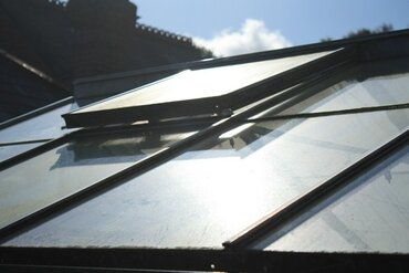 The year-round greenhouse